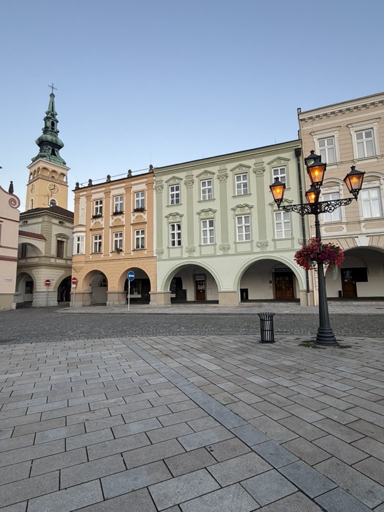 Masarykovo náměstí v Novém Jičíně, kde se poradna nachází